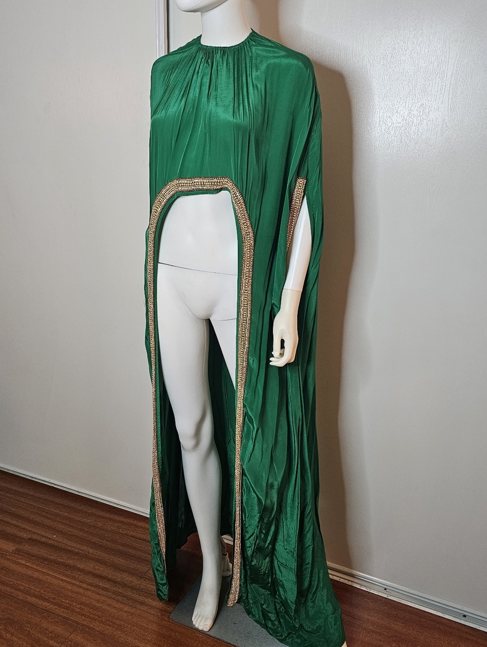 Manish Vaid 2pc Set Emerald Green Pants with Gold Trim Size S Made In India